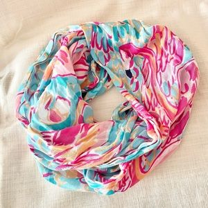 Lilly Pulitzer Elsa Flamingo Infinity Scarf